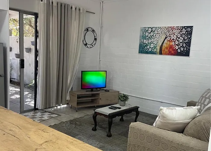 Bay Breeze Guesthouse Selfcatering
