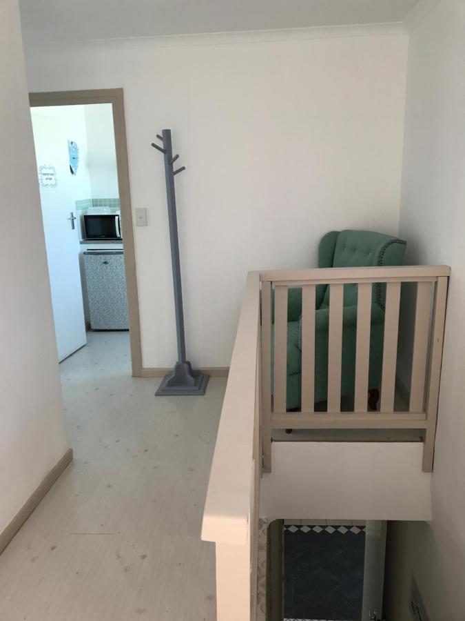 Bay Breeze Selfcatering Guest house *
