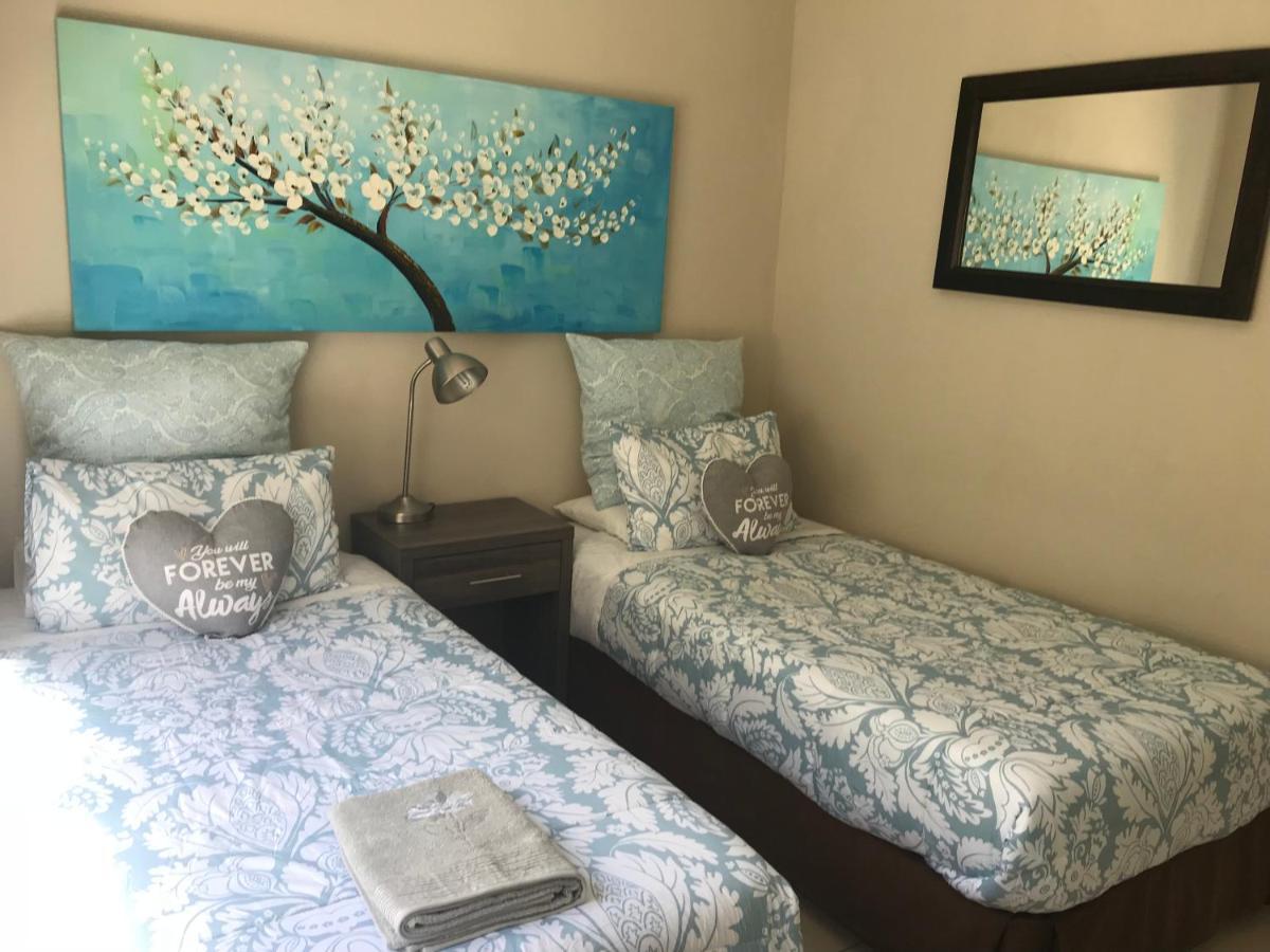 Bay Breeze Selfcatering * Gordons Bay